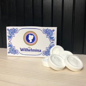 Wilhelmina Pepermunt in Delfts Blauw schuifdoosje – Typisch Nederlands Souvenir