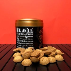 Traditioneel Stroopwafel Blik met Pepernoten