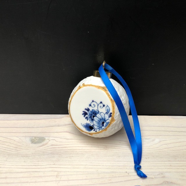 Delfts Blauwe Kerstbal – Luxe Kerstdecoratie